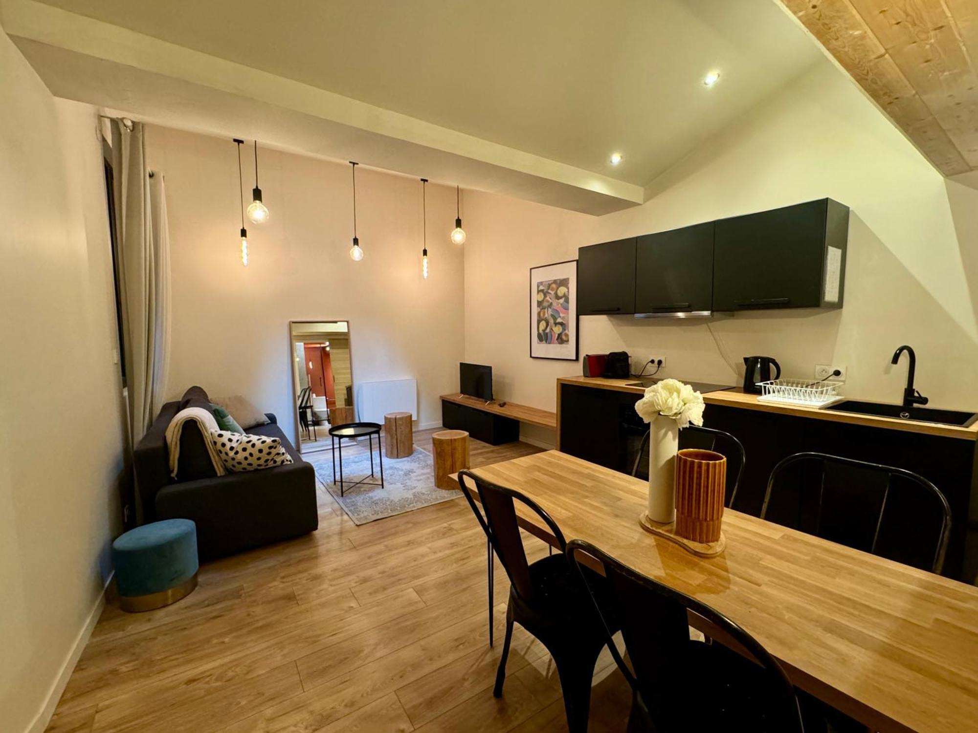 Suite Cittrine Lyon Exteriör bild
